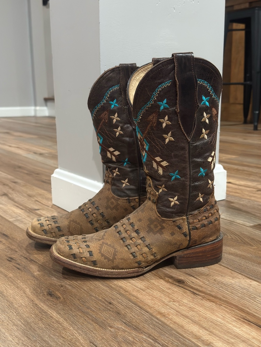 Vintage Handmade In Mexico Western Aztec Square Toe Leather Cowboy Boots | Sz 8